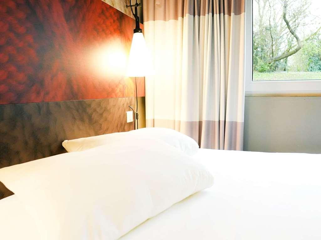 Ibis Caen Porte D'Angleterre Room photo